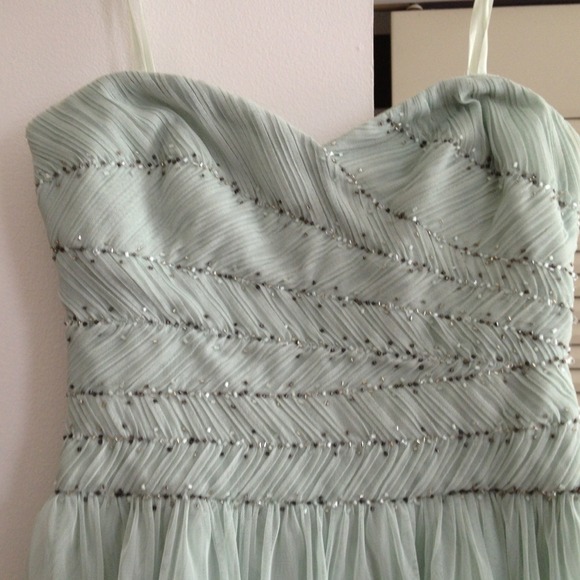 BCBGMAXAZRIA COCKTAIL DRESS NWT SIZE 0 - Picture 2 of 4