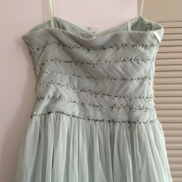 BCBGMAXAZRIA COCKTAIL DRESS NWT SIZE 0 - Picture 3 of 4