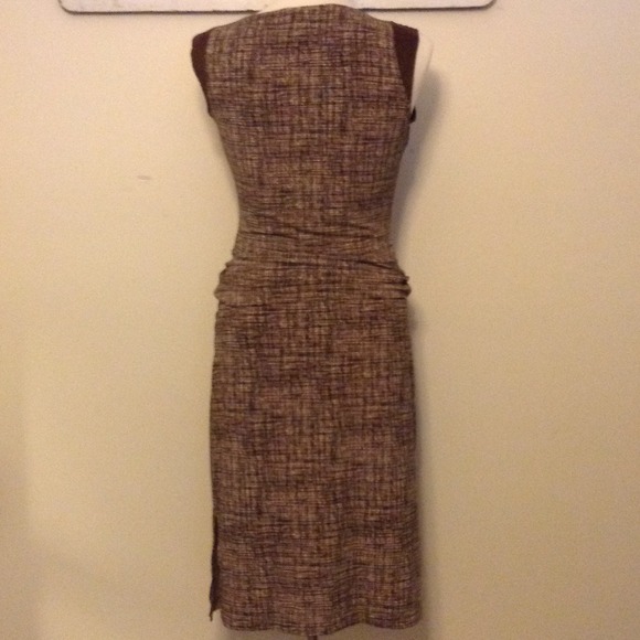 🚫🚫SOLD Bcbg top and skirt set🚫🚫 - Picture 2 of 3