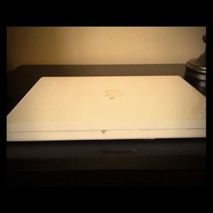 Mac book laptop - still have the original box