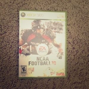 Good condition NCAA 10 football game.