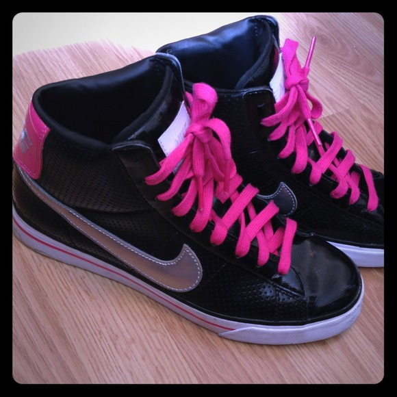 Black & pink Nikes