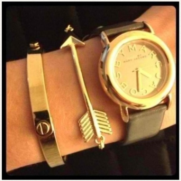 Jewelry - 🔴SOLD🔴 Gold Arrow Bracelet! Last one!