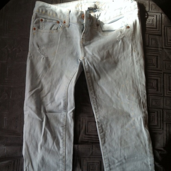 Light blue American eagle jean capris