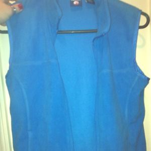 2 duck head fleece vests! Discounted!!