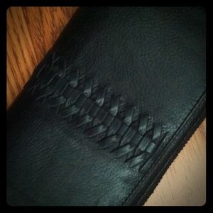 SOLD on eBay *Banana Republic Leather Wallet