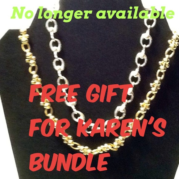 🌸SOLD🌸 Silver chain necklace (costume jewelry)