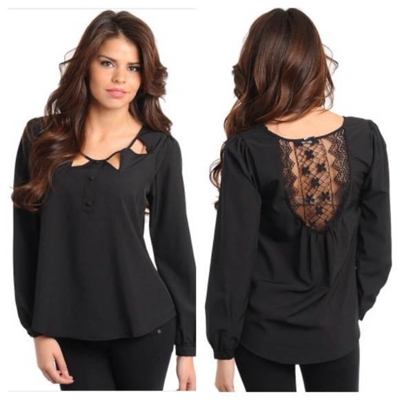 Bundle black top and mint top both in large