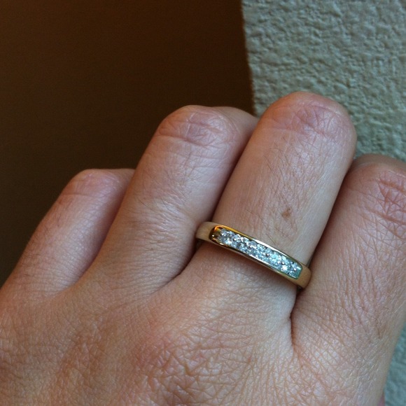 10K Yellow Gold Diamond Ring NWT