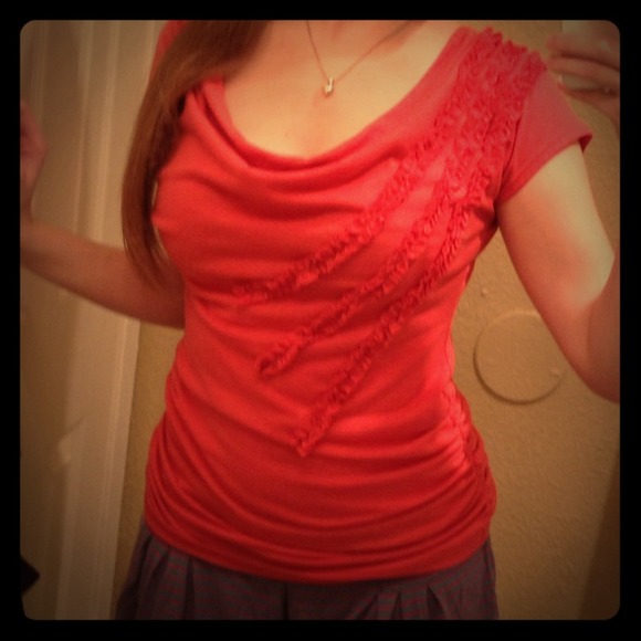 😍😍Red/Orange ARDEN B Blouse!😍😍