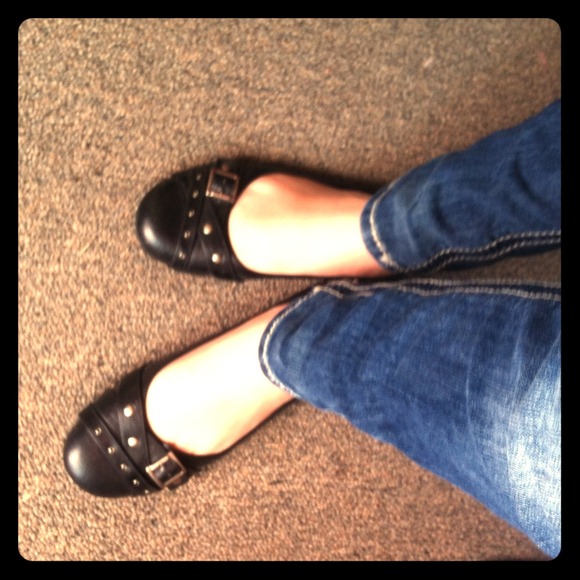 Beautiful black flats