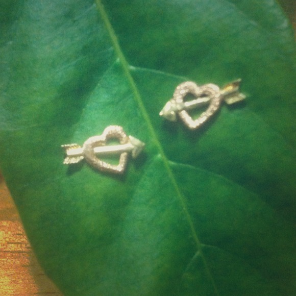 Sold Etsy TGXC ⭐ 10K Rose Gold Heart Stud Earrings