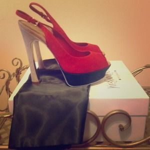 Brand new YSL peep toe pumps