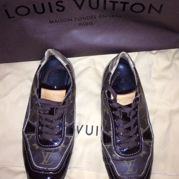 Louis Vuitton Shoes - Louis Vuitton shoes :-) reduced