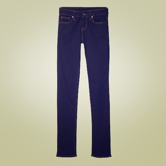 uniqlo Denim - NEW Uniqlo Skinny Fit Straight Denim