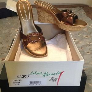 Brand New Athena Alexander wedges