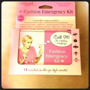 FASHION EMERGENCY KIT