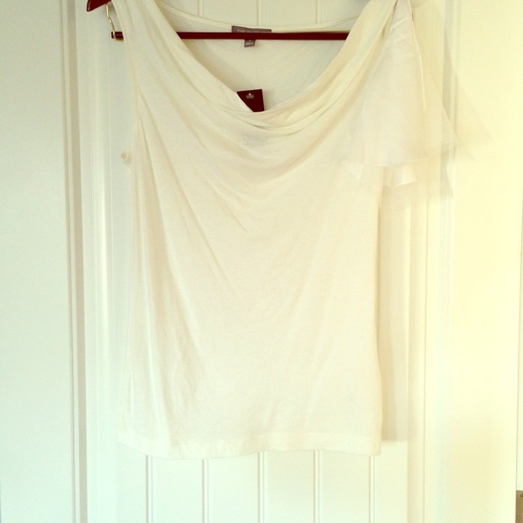 White sleeveless tank top - Picture 1 of 3