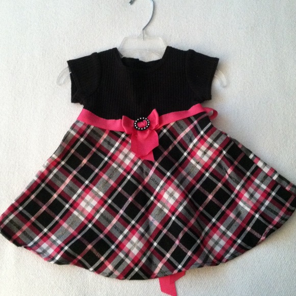 Black and pink sz 12 mos - Picture 1 of 3
