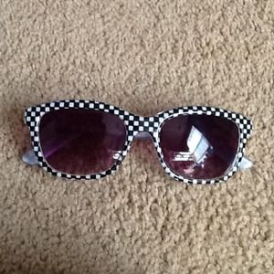 Sun glasses