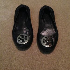 Authentic USED Tory burch reva flats black size 6