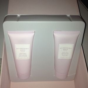 Burberry Britt lotion & shower gel