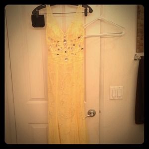Beautiful yellow gown with beads