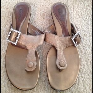 Kenneth Cole Sandals