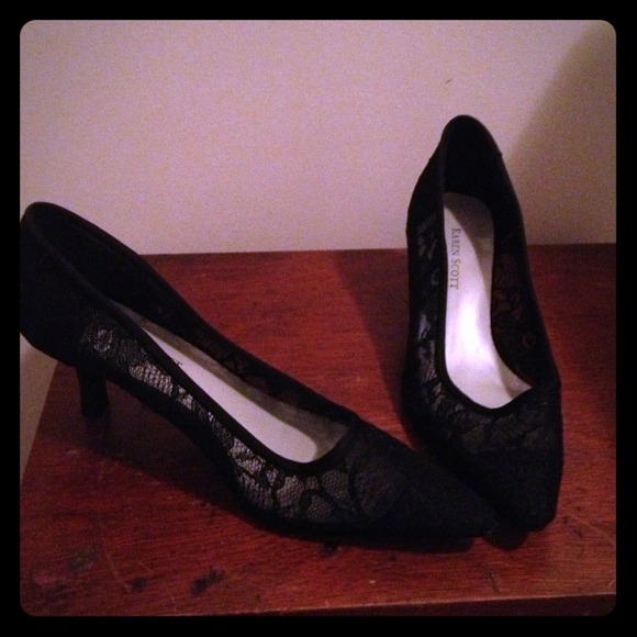 Black mesh pointed toe heels - Picture 1 of 1
