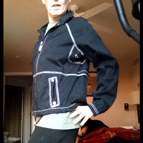 ☔☔ Spring Jacket 🌸🌸 SOLD - Picture 3 of 4