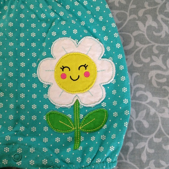 Carter's new born dress - Picture 2 of 2