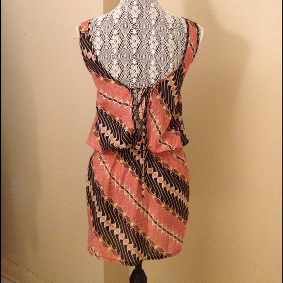 ❌SOLD❌Asos Dress - Picture 4 of 4