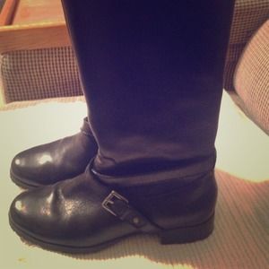 ❗❗REDUCED❗❗only through PayPal. 40 on posh