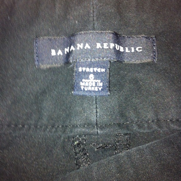 Banana Republic Capri PantsREDUCED - Picture 2 of 2