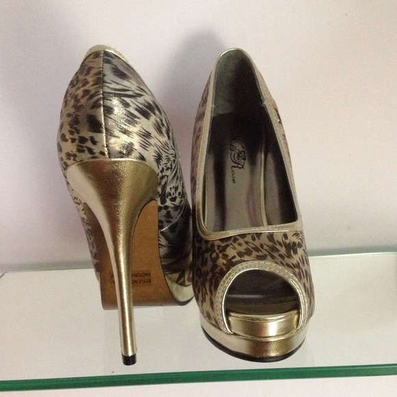 Peep Toe - Picture 3 of 4