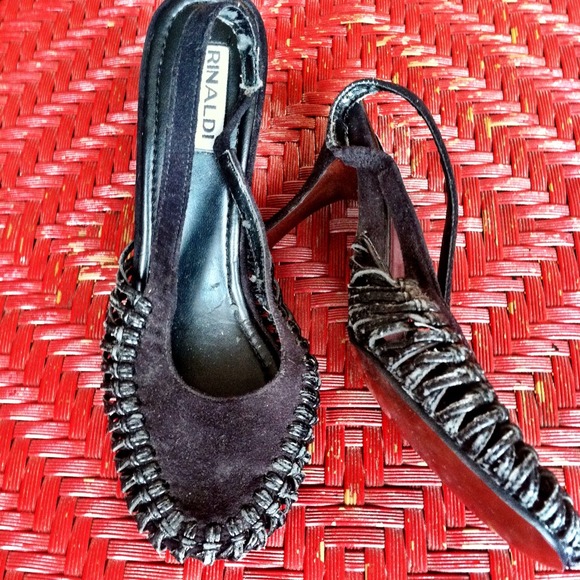Closet Is Closed💥Reduced💥Amazing Rinaldi Heels - Picture 3 of 4