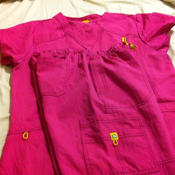 Wonder wink scrubs Hot Pink