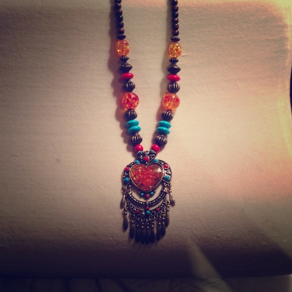 A beautiful one of a kind neckless!