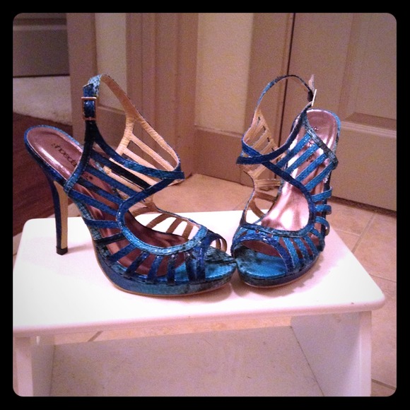 Shoes - 🎀RESERVED🎀