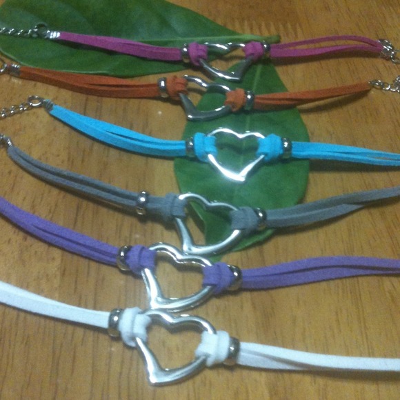 Heart Charm Bracelet Suede Strap ❤