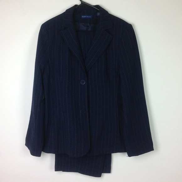 Pants Suit