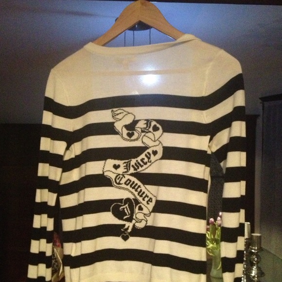 Black and white stripe sweater - Picture 2 of 2