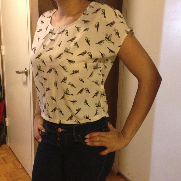 **** SOLD****H&M shirt