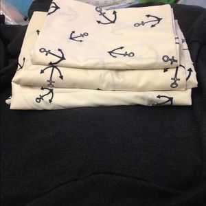 NEW-Twin size Beddings