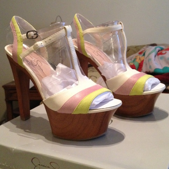 Jessica Simpson Shoes - Jessica Simpson Samaria Ivory heels