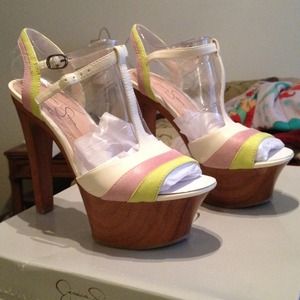 Jessica Simpson Samaria Ivory heels