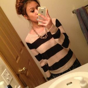 ❌TRADED❌Striped Sweater