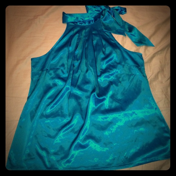 Gorgeous Sateen Neck Tie Sleeveless Blouse