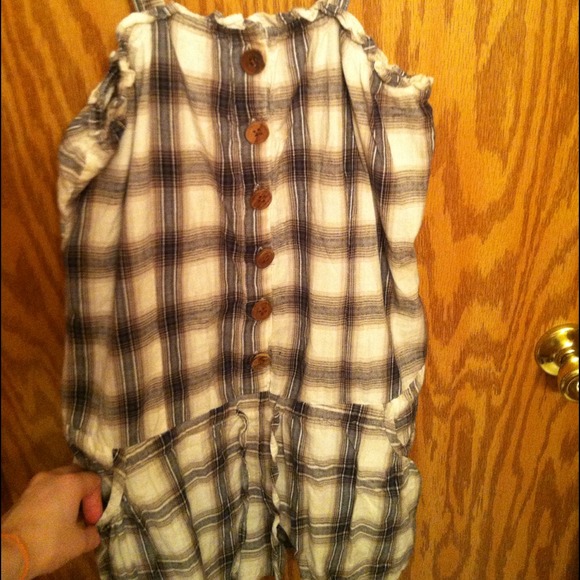 •Traded• Romper - Picture 1 of 1