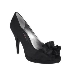 *Nina* Black luster satin💢SOLD